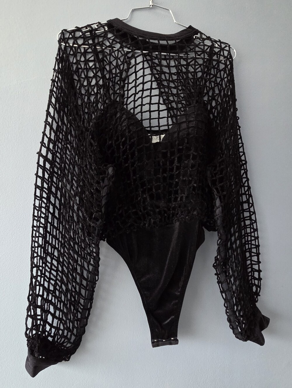 RITMO DI PERLA VINTAGE BLACK STRETCH VELVET CAGE  BODYSUIT US SMALL
